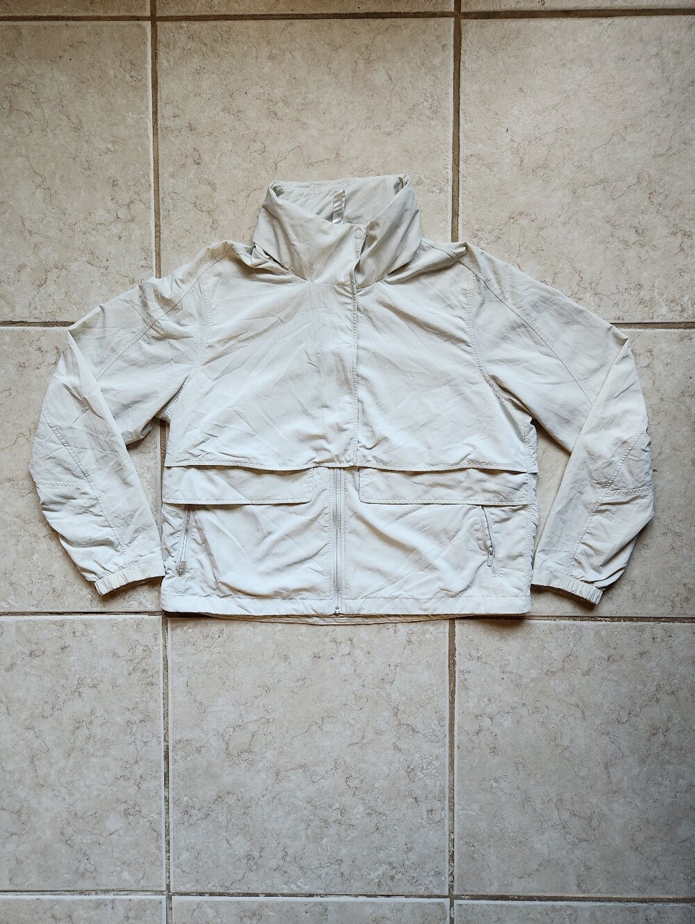 Lululemon Always Effortless Jacket Off White Cream Neutral Size 12 High Neck Zip